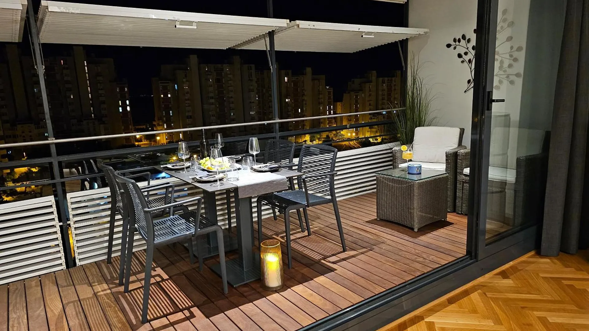 Bob Luxury Design & Sea View Apartment Split 0*,  Croatia