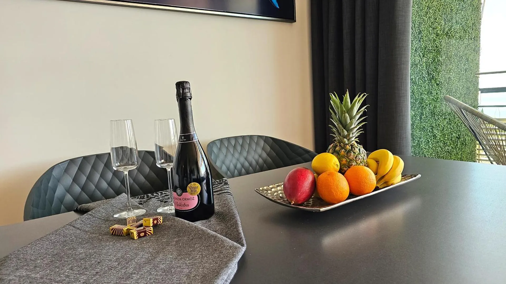 Bob Luxury Design & Sea View Apartment Split