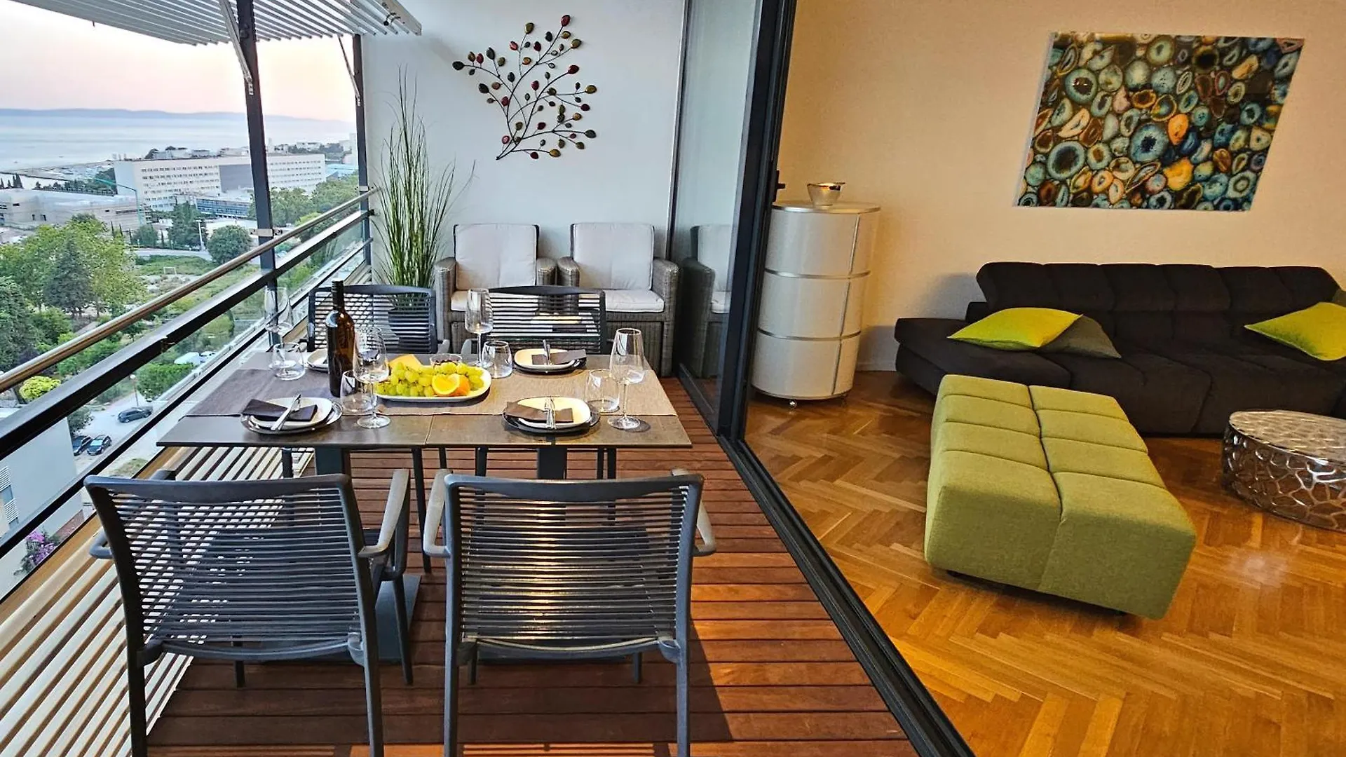 Bob Luxury Design & Sea View Apartment Split